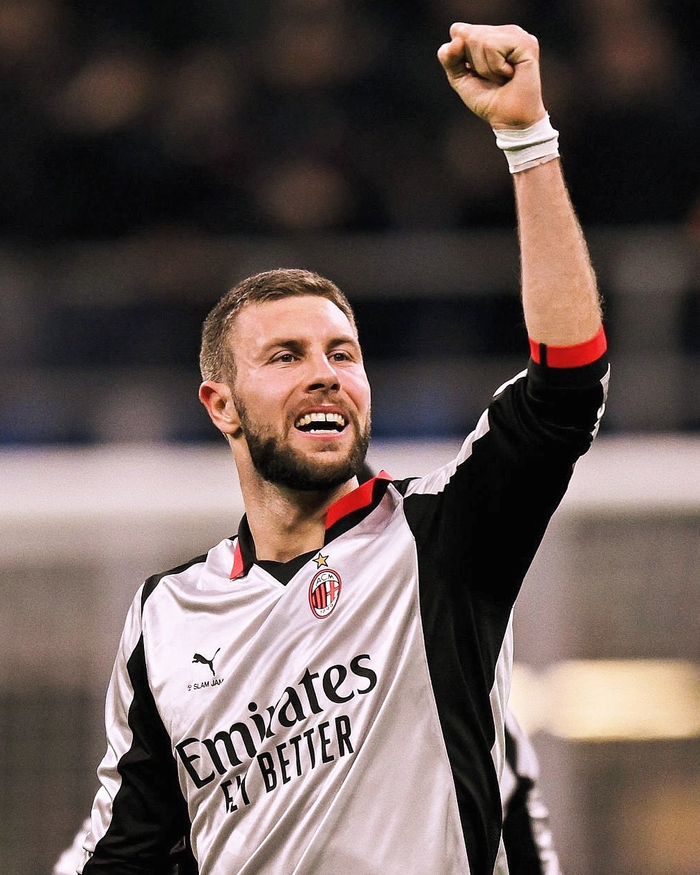 帕夫洛维奇与AC米兰续约至2028年 成为球队未来核