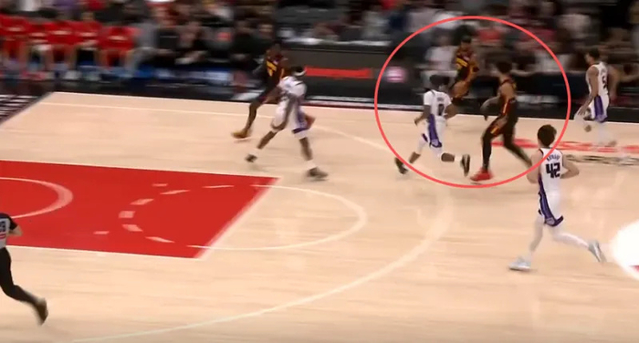 亚历山大-沃克老鹰首季数据爆发领跑进步榜单