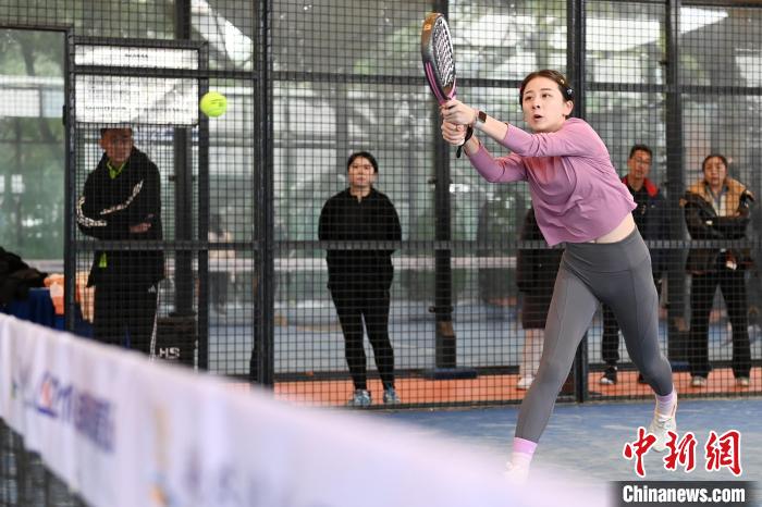 长沙200余名运动员齐聚CPT-100板式网球赛，湖南农